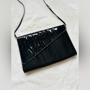 VINTAGE 80s Cabrelli Patent Purse